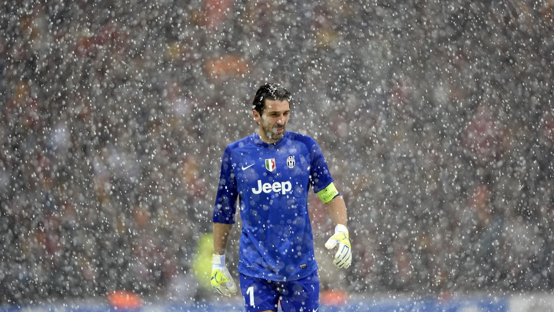 _运动员新装备：科技助力提升比赛表现_，高科技加持 助力中国运动员争金夺银